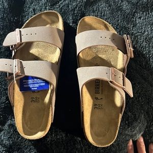 new without box size 39 woman’s birkenstocks